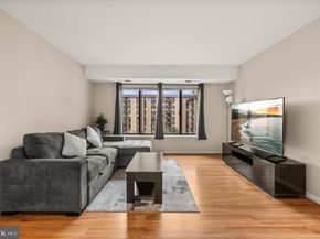 3100 S Manchester Street 813, Falls Church VA 22044