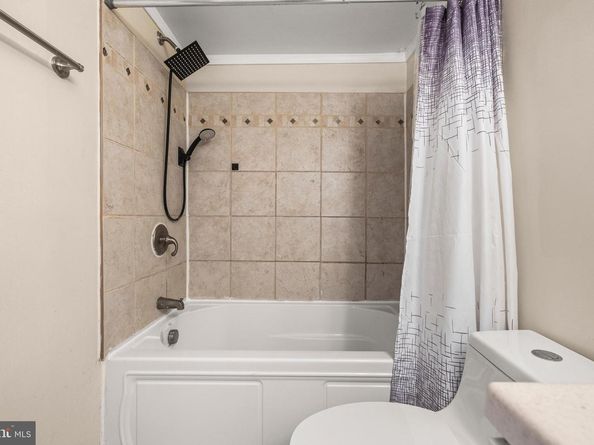 3100 S Manchester Street 813, Falls Church VA 22044