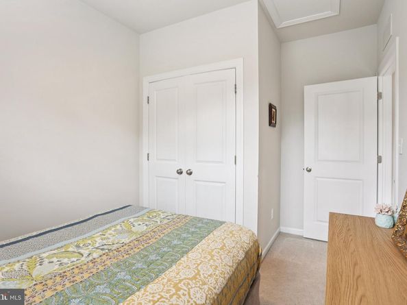 306 Rock Run Circle, Broomall PA 19008