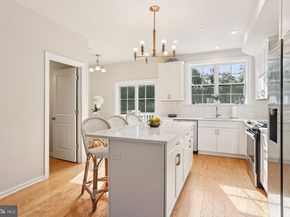 306 Rock Run Circle, Broomall PA 19008