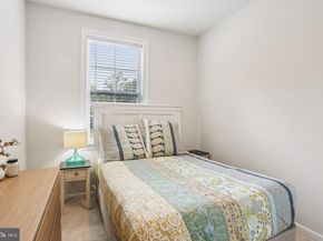 306 Rock Run Circle, Broomall PA 19008