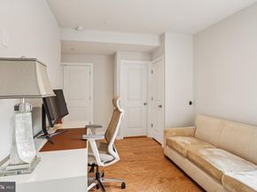 306 Rock Run Circle, Broomall PA 19008