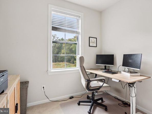 306 Rock Run Circle, Broomall PA 19008