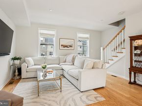 306 Rock Run Circle, Broomall PA 19008