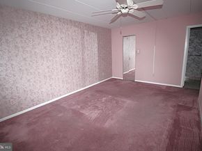 62004 Delaire Landing Road 4, Philadelphia PA 19114