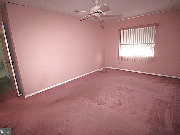 62004 Delaire Landing Road 4, Philadelphia PA 19114
