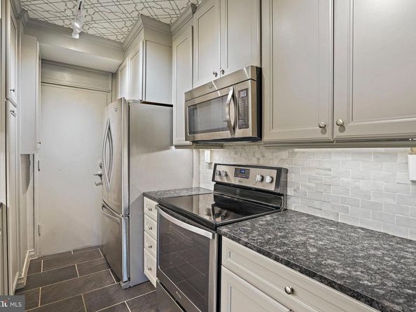 4740 Connecticut Avenue NW 404, Washington DC 20008
