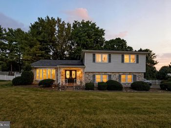985 Milkweed Lane