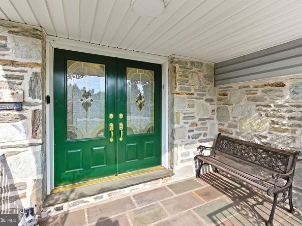 985 Milkweed Lane, Huntingdon Valley PA 19006