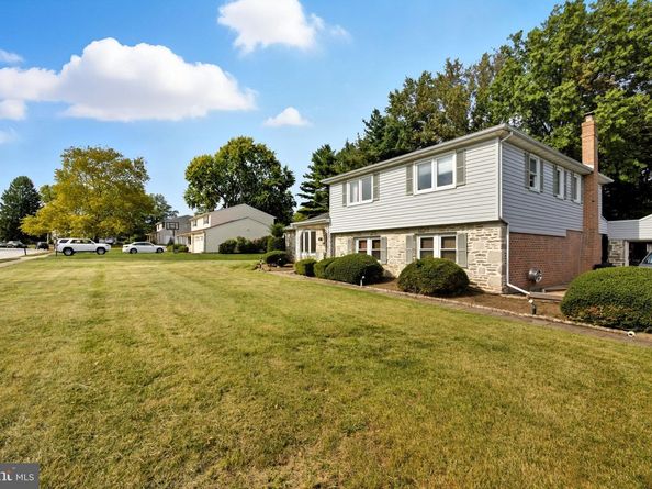 985 Milkweed Lane, Huntingdon Valley PA 19006