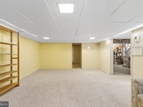 985 Milkweed Lane, Huntingdon Valley PA 19006