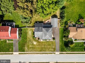 985 Milkweed Lane, Huntingdon Valley PA 19006