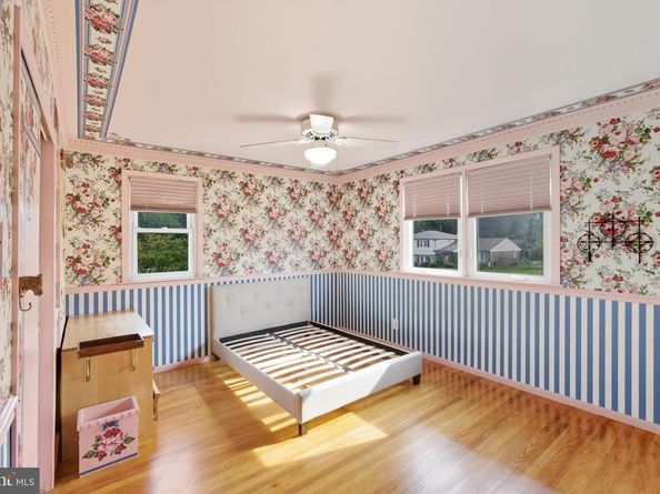 985 Milkweed Lane, Huntingdon Valley PA 19006