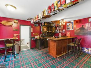 985 Milkweed Lane, Huntingdon Valley PA 19006
