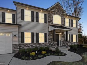 1021 Maple Avenue W, Langhorne PA 19047