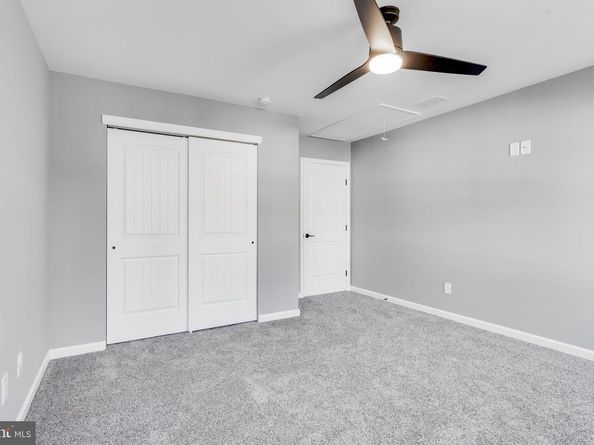 1021 Maple Avenue W, Langhorne PA 19047