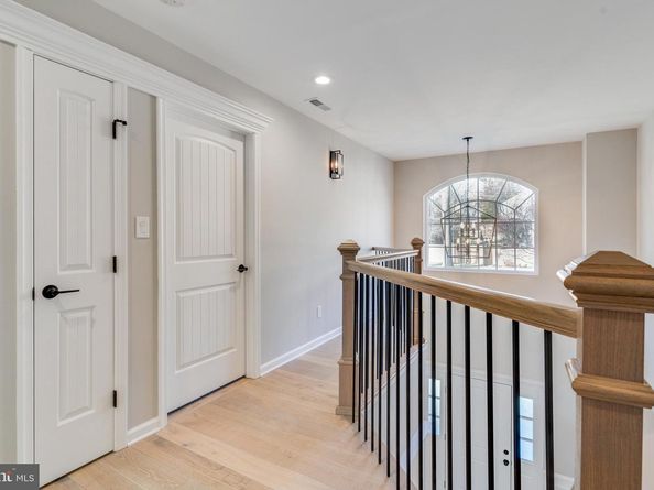 1021 Maple Avenue W, Langhorne PA 19047