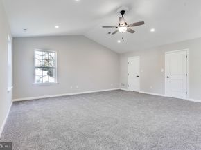 1021 Maple Avenue W, Langhorne PA 19047