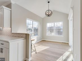 1021 Maple Avenue W, Langhorne PA 19047