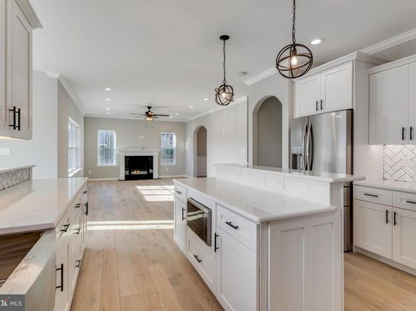 1021 Maple Avenue W, Langhorne PA 19047