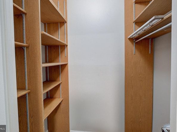 5225 Pooks Hill Road 710N, Bethesda MD 20814