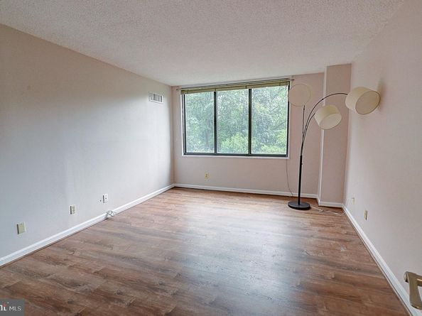 5225 Pooks Hill Road 710N, Bethesda MD 20814