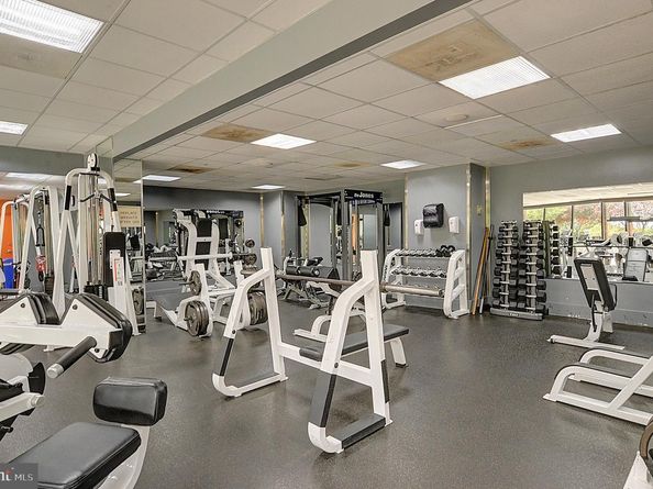 5225 Pooks Hill Road 710N, Bethesda MD 20814