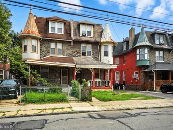 128 E Washington Lane
