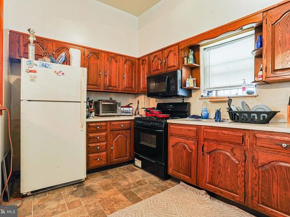 1311 S 9TH Street, Philadelphia PA 19147