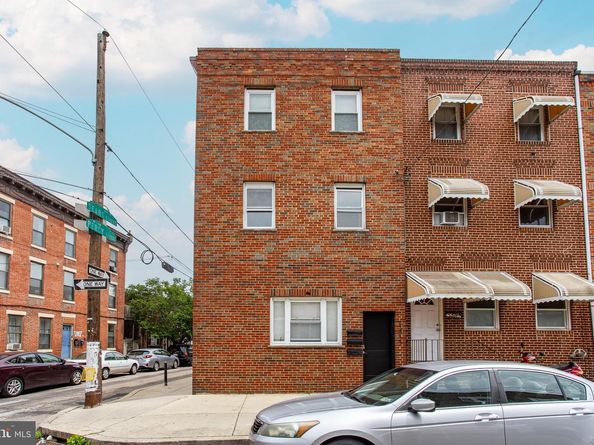 1311 S 9TH Street, Philadelphia PA 19147