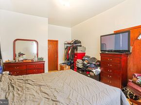 1311 S 9TH Street, Philadelphia PA 19147