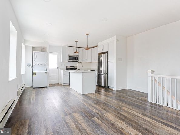 1311 S 9TH Street, Philadelphia PA 19147