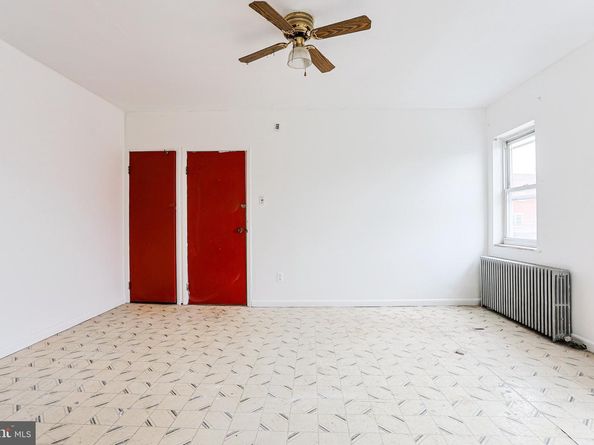 1311 S 9TH Street, Philadelphia PA 19147