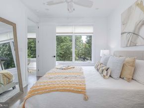 1220 Potomac Avenue SE 6, Washington DC 20003