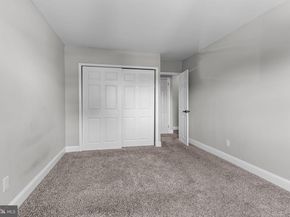 12135 Academy Road 10, Philadelphia PA 19154