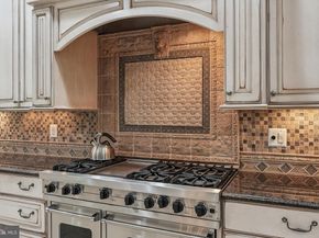 9907 Meriden Road, Potomac MD 20854