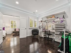 9907 Meriden Road, Potomac MD 20854