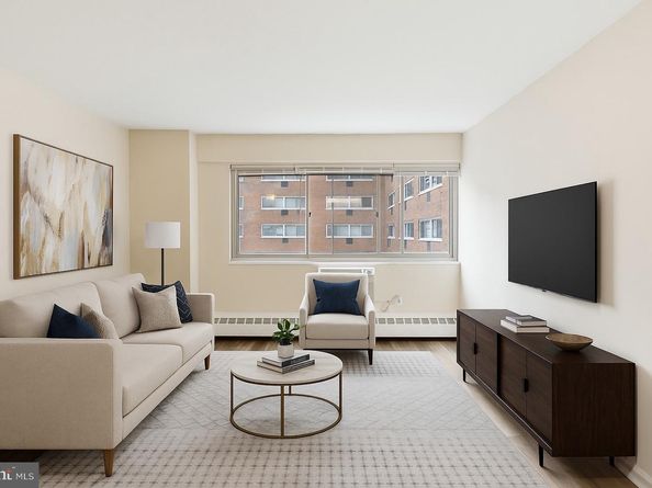 2101 Chestnut Street 1521, Philadelphia PA 19103