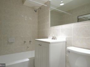 2101 Chestnut Street 1521, Philadelphia PA 19103