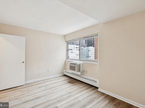 2101 Chestnut Street 1521, Philadelphia PA 19103