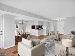 5340 Holmes Run Parkway 1008, Alexandria VA 22304