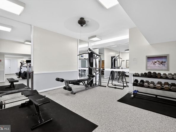 5340 Holmes Run Parkway 1008, Alexandria VA 22304
