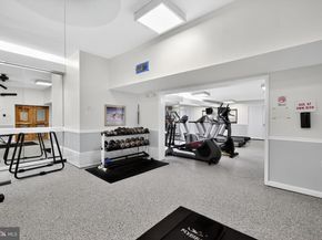 5340 Holmes Run Parkway 1008, Alexandria VA 22304