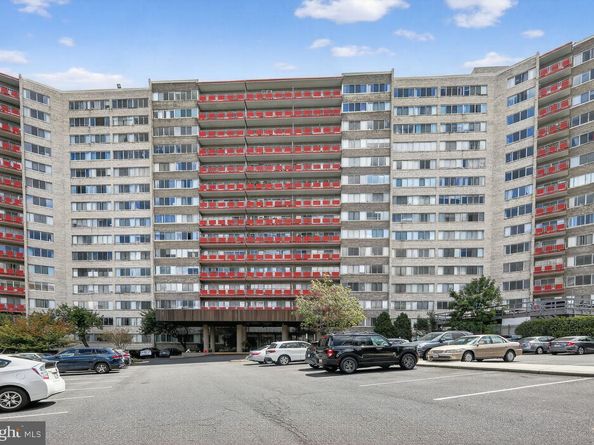 5340 Holmes Run Parkway 1008, Alexandria VA 22304