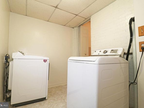 370 Amosland Road, Holmes PA 19043