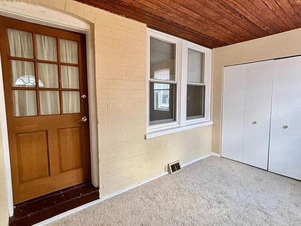 370 Amosland Road, Holmes PA 19043
