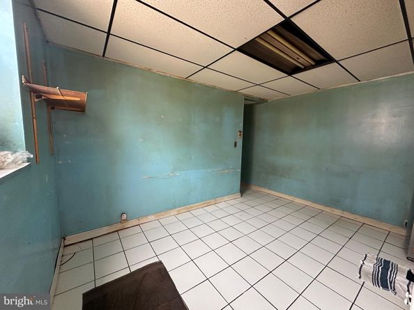 715 W Ritner Street, Philadelphia PA 19148