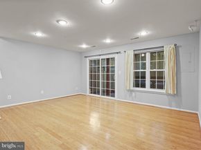 171 Barrett Place, Alexandria VA 22304