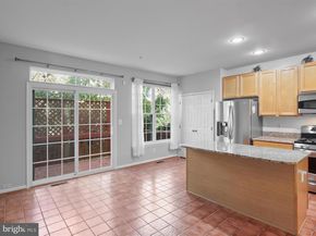 171 Barrett Place, Alexandria VA 22304