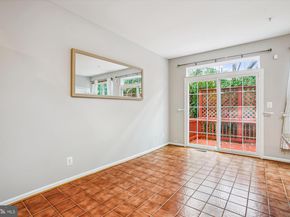 171 Barrett Place, Alexandria VA 22304